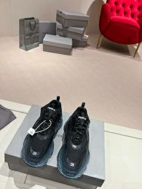 Picture of Balenciaga Shoes Women _SKUfw126976592fw